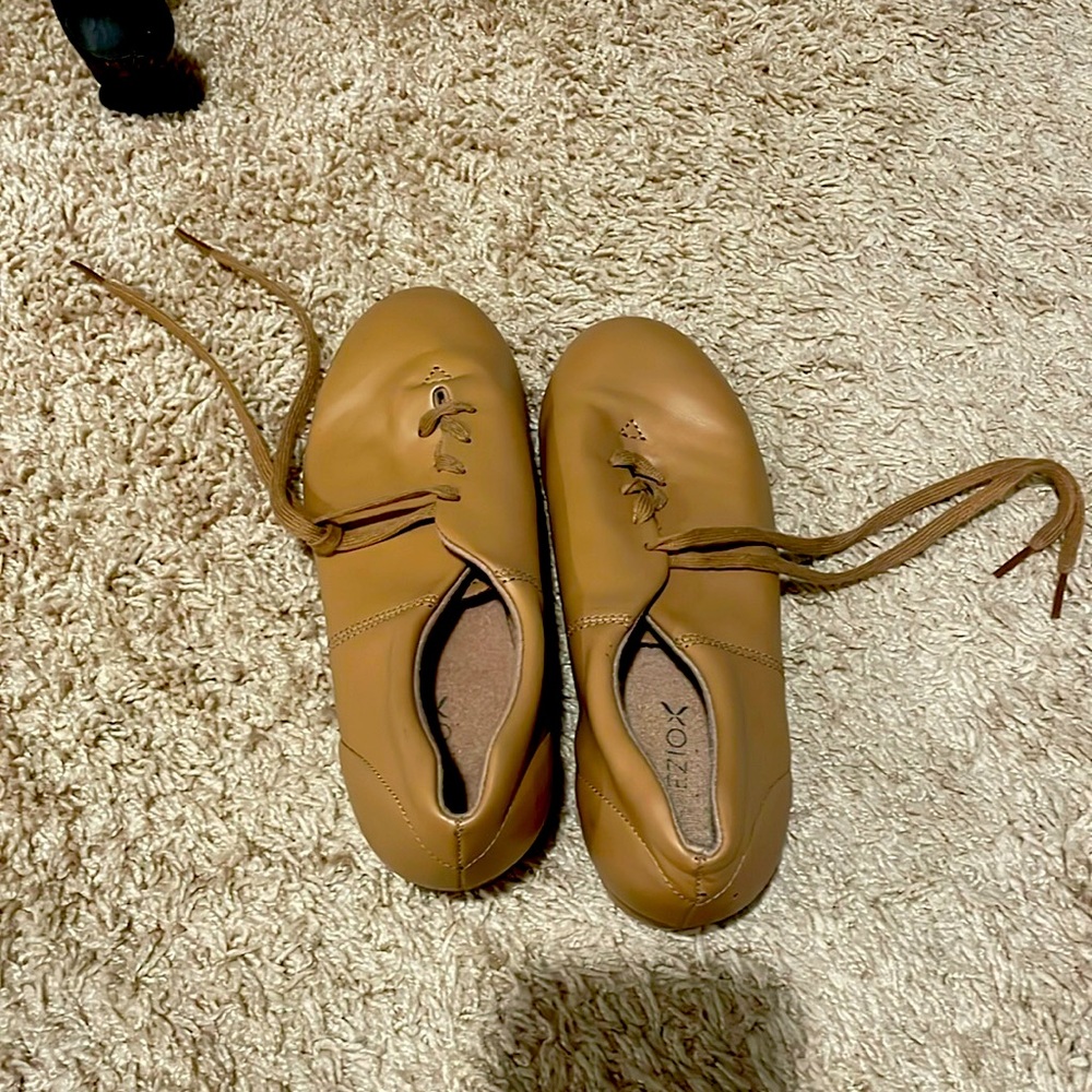 Tap shoes
